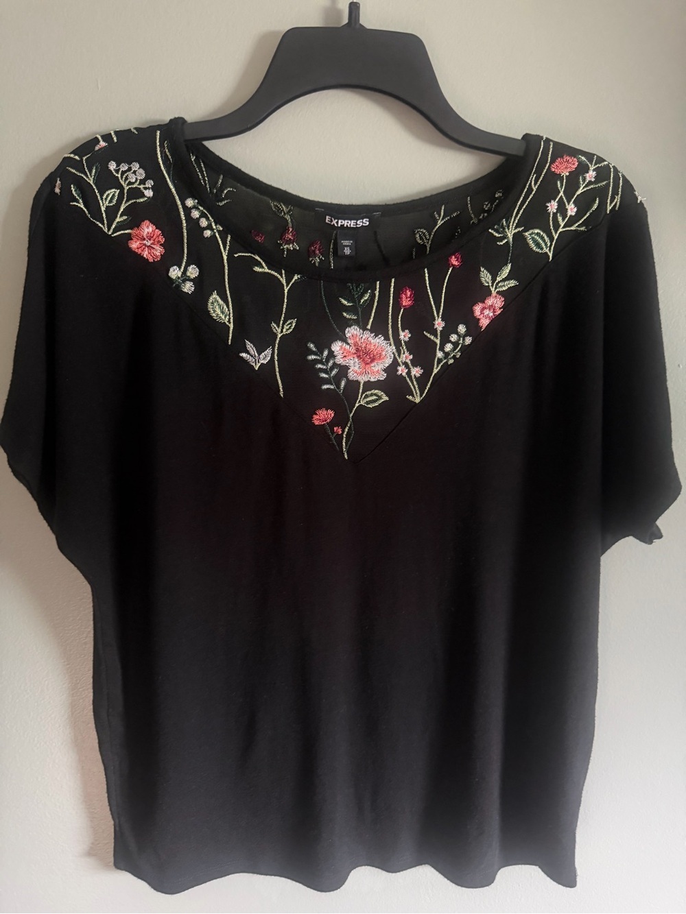 Express Black Floral Embroidered Sheer Neckline short sleeve top size XS